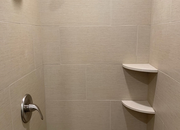 Studio, 1 bath, $1,550, Unit 11