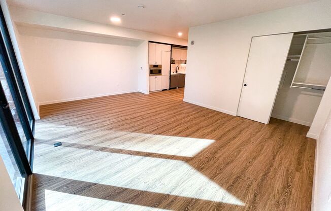 Studio, 1 bath, 600 sqft, $3,095, Unit 305 ADA