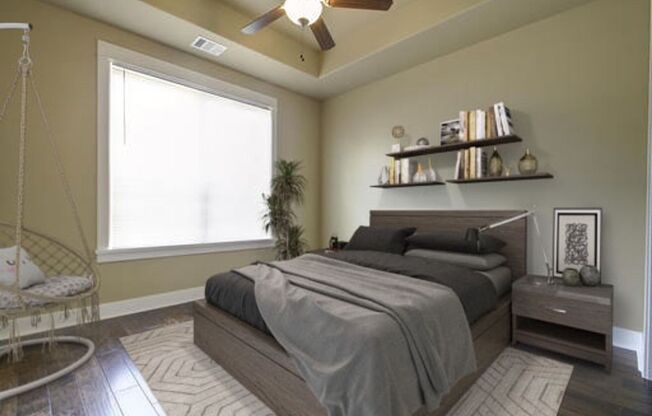 UT PRE-LEASE: Wood Floors, North Campus, Large Living Space, 2011 Construction, Custom High End Kitchen, Gorgeous Bathrooms