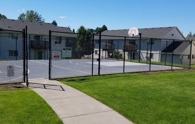 3 beds, 2 baths, 1,050 sqft, $1,795, Unit 5065-104