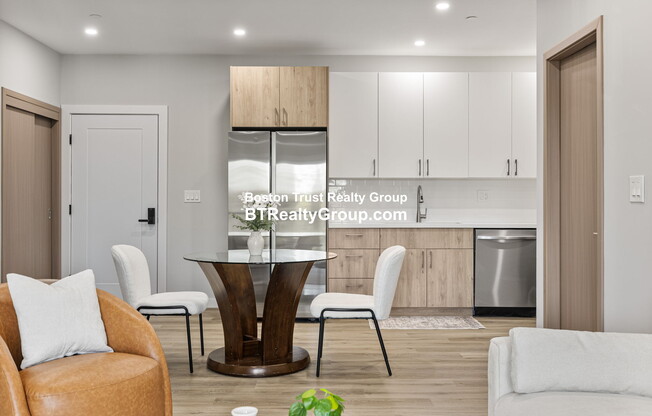 43 47 FREMONT ST