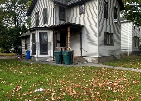 283 FROST AVE