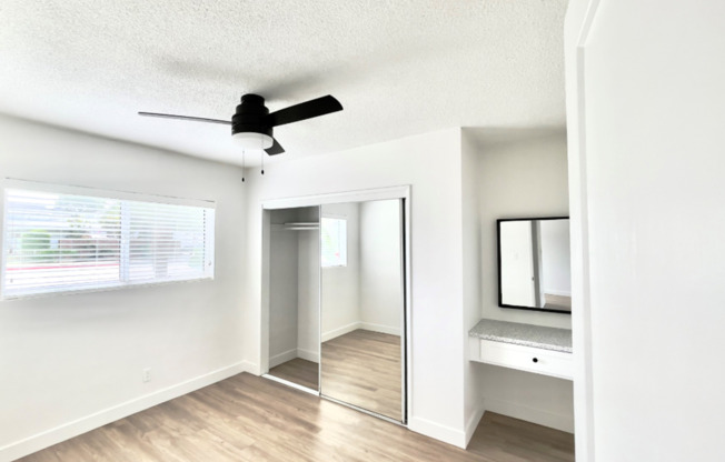 2 beds, 1 bath, 725 sqft, $2,395, Unit 649-09