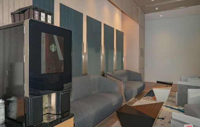 Studio, 1 bath, 544 sqft, $2,100, Unit 719