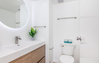 Beautifully Remodeled and Fully furnished 2 Bed 1.5 1 parking.  Available between March-Nov 30th