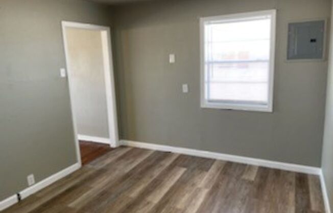 2 beds, 1 bath, $865