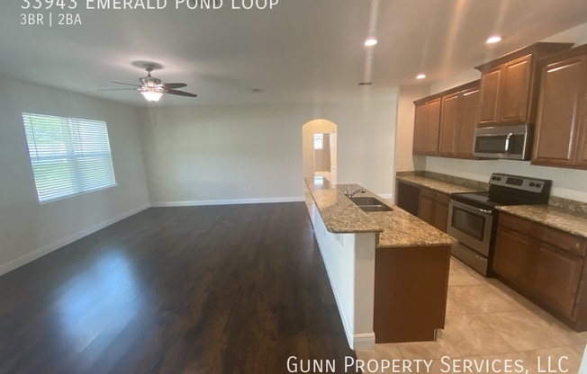 33943 Emerald Pond Loop