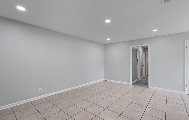 1407 Avebury Cir #A, Austin, Texas 78753