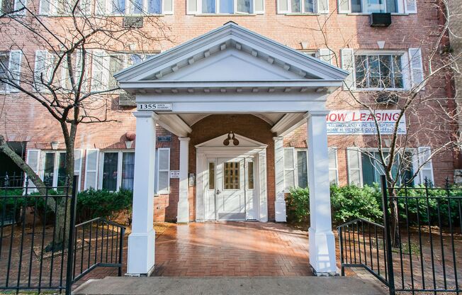 1355 N Dearborn - GOLD COAST