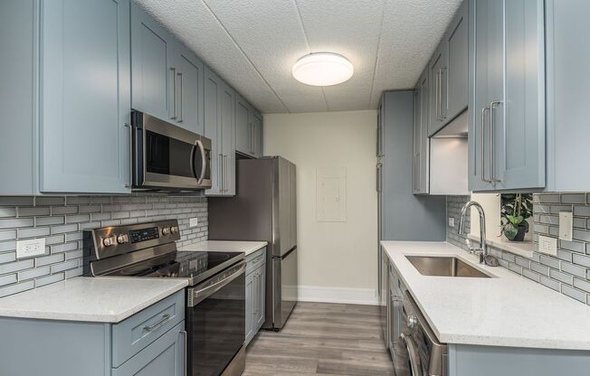 2 beds, 2 baths, 1,039 sqft, $2,195, Unit 606-106
