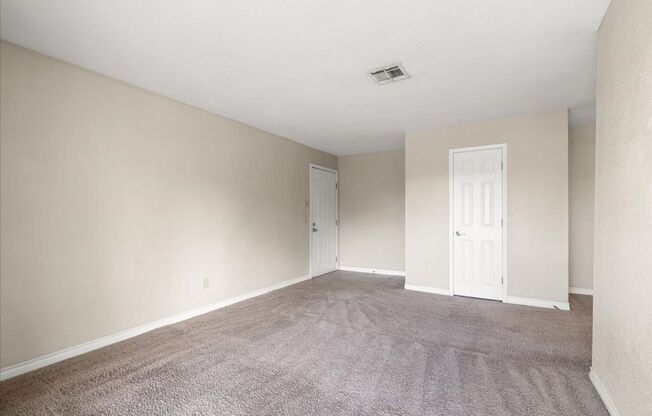 1 bed, 1 bath, $1,050, Unit # 222