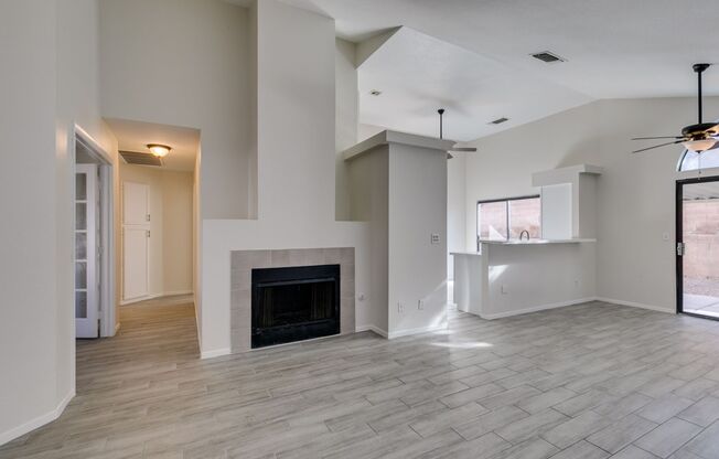 Beautifully Upgraded 3BD/2BA Home in Henderson’s Green Valley