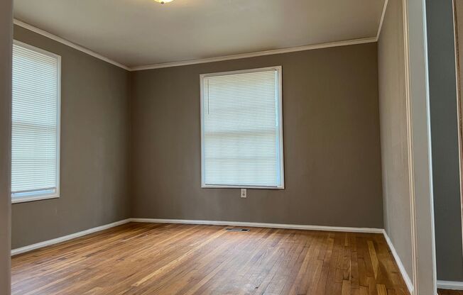 1400 S Taylor St, Little Rock AR 72204 - renovated 3br 1ba near UALR