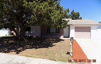 3 beds, 2 baths, $1,650