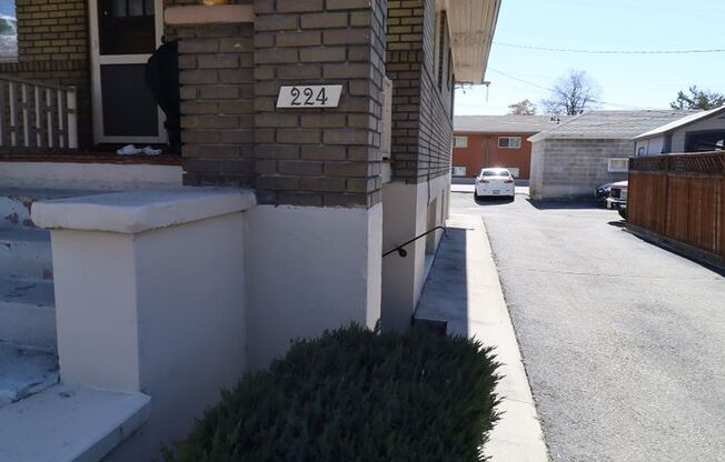 1 bed, 1 bath, 640 sqft, $1,025, Unit 224 E 400 N