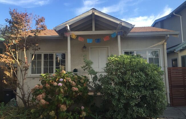 Live Steps from Berkeley’s Best Eats & Shops!