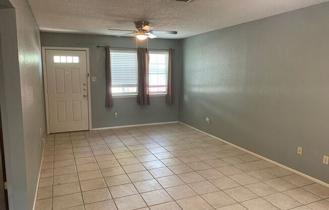 Great Location Minutes from Gruene & Downtown NB just off Loop 337 / No Carpet - Ceramic Tile & Luxury Vinyl Plank