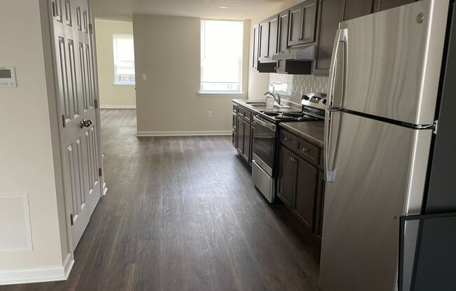 3 beds, 1.5 baths, $1,350, Unit 709 N. 39th Street - 2nd Floor