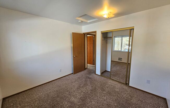 13327 E Guthrie Dr