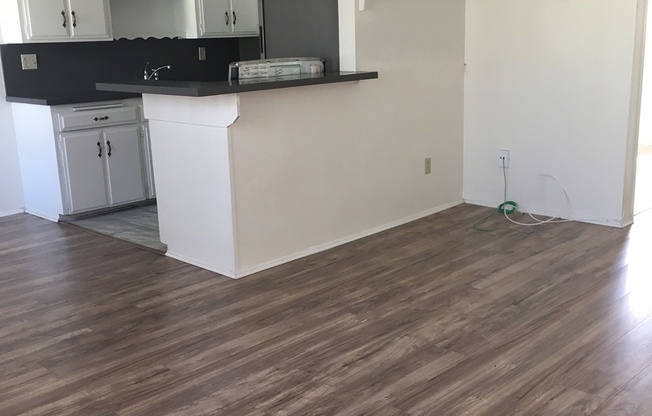 McClintock Apartments