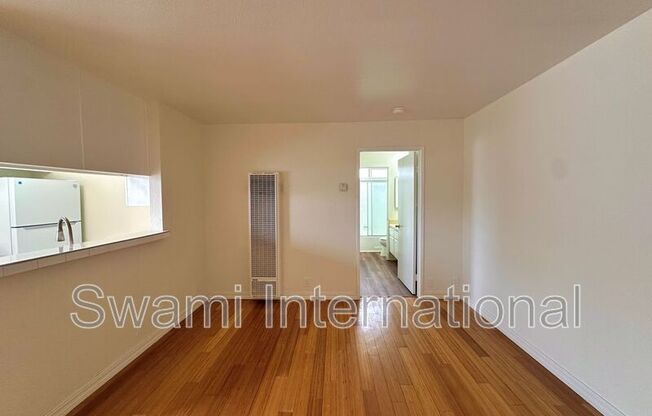 1530 W 260 ST