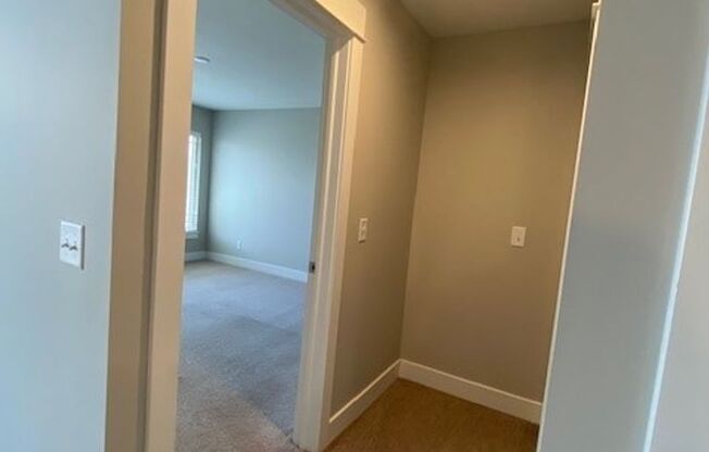 2 beds, 2 baths, 1,284 sqft, $2,171, Unit 2105-201