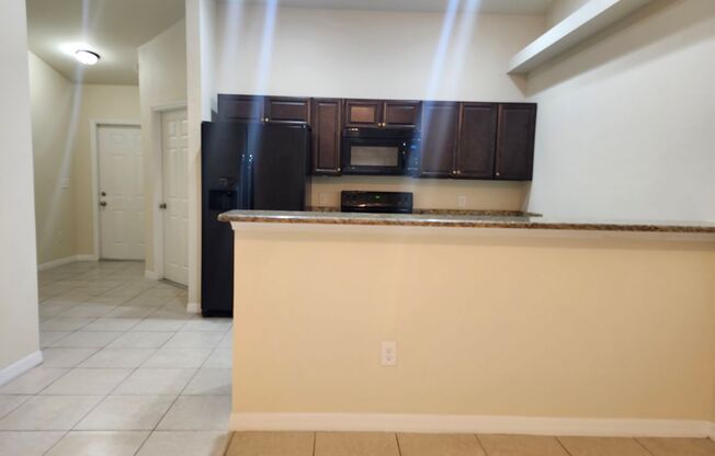 Nice, Clean 3 Bedroom, 2 Bathroom Duplex with garage in Cape Coral