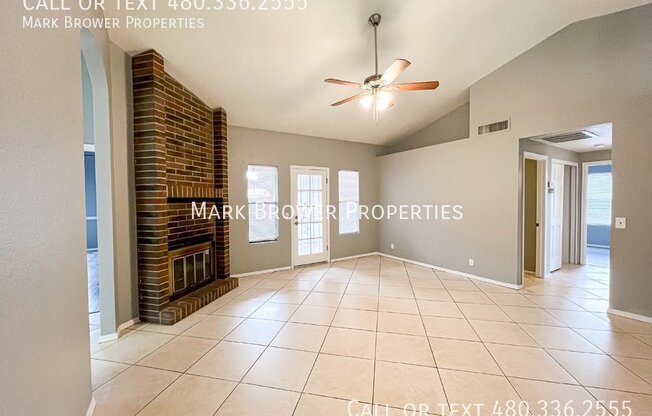 938 E LEXINGTON AVE