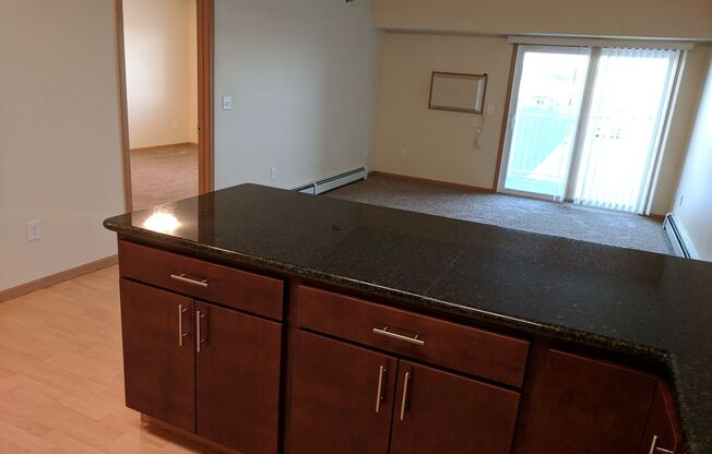 1 bed, 1 bath, 673 sqft, $1,010, Unit 615-309