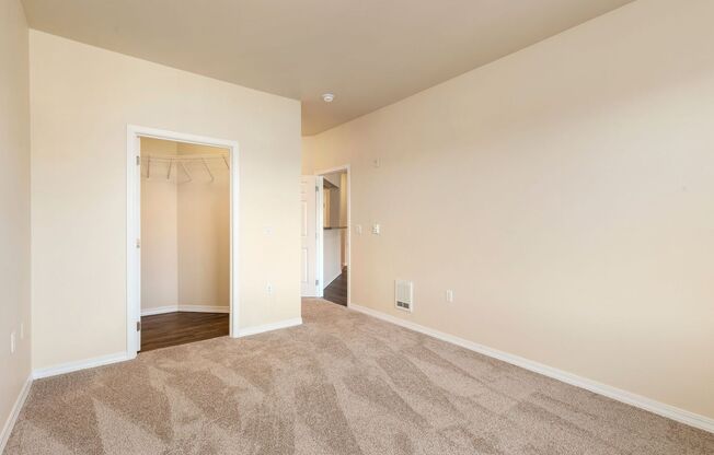 2 beds, 2 baths, 1,044 sqft, $2,395, Unit 106