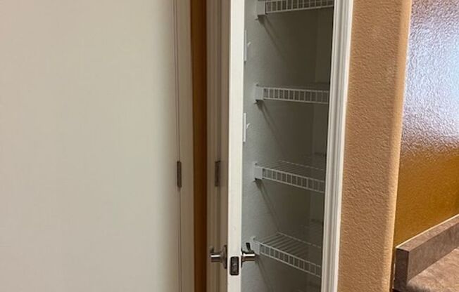 1 bed, 1 bath, $1,600