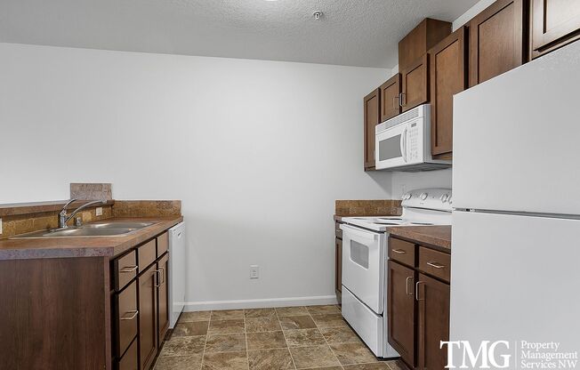 1 bed, 1 bath, 683 sqft, $1,425, Unit 115A