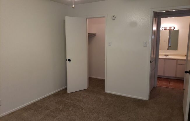 1 bed, 1 bath, 630 sqft, $790, Unit *123