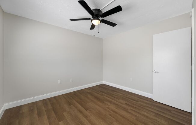 2 beds, 1 bath, 740 sqft, $1,595, Unit 202