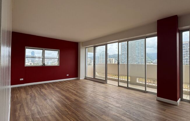 2 Bed/1.5 Bath/1 Parking at Twin Towers in Waikiki