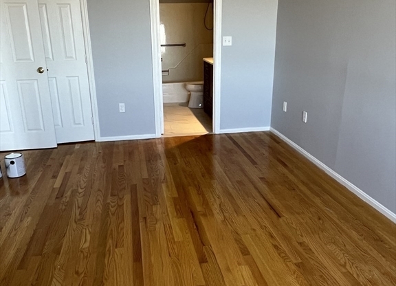 2 beds, 2 baths, 1,206 sqft, $3,000, Unit 405
