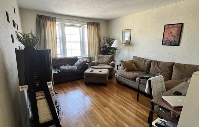 90 Kilsyth Rd Apt 25