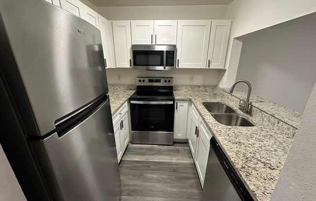 1 bed, 1 bath, 700 sqft, $1,400, Unit 4822-105