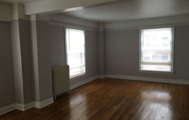 2 beds, 1 bath, 962 sqft, $1,475, Unit 3C
