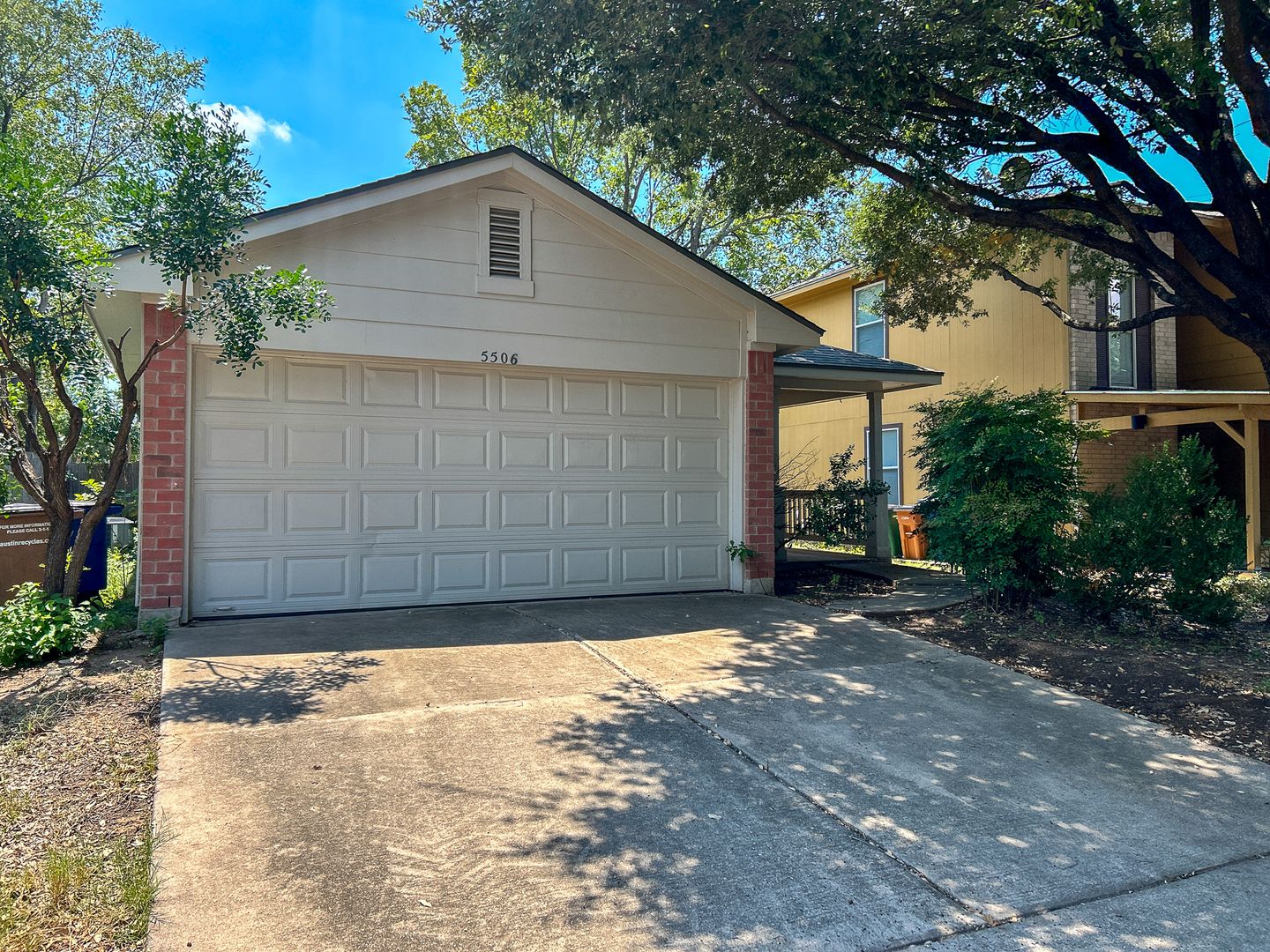 Cozy 3/2 house in Joseph Edward Subdivision