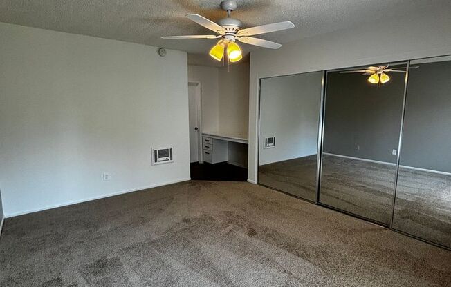 1 bed, 1 bath, 780 sqft, $2,425, Unit 26