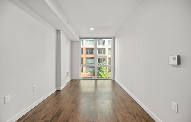 2 beds, 1 bath, 660 sqft, $2,850, Unit 311