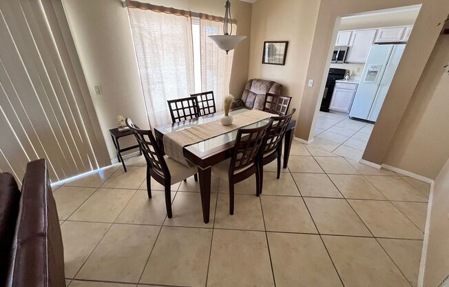 2 beds, 2 baths, $2,500