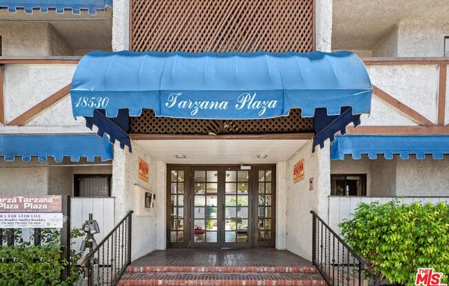 1 bed, 1 bath, 634 sqft, $1,750, Unit 115