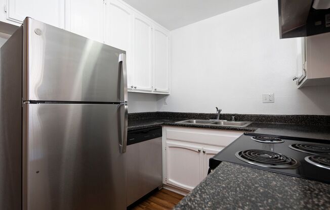 2 beds, 1 bath, 790 sqft, $2,150, Unit 1455 - M