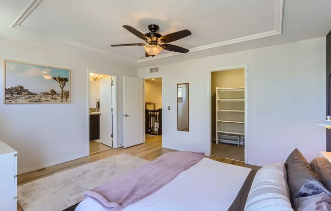 Spacious 2BDR Modern Townhome in Louisville