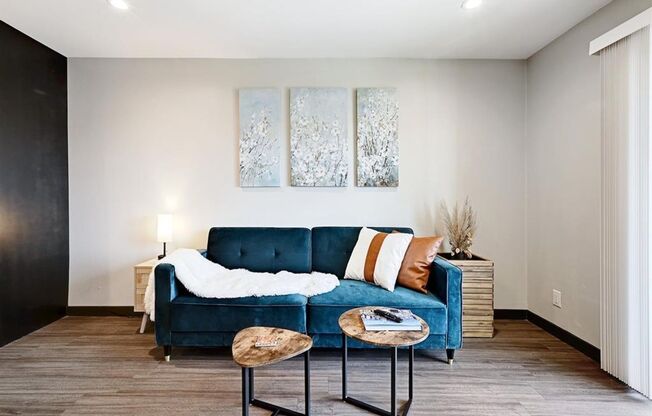 3301 Red River