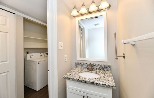 3 beds, 1.5 baths, 1,280 sqft, $2,199, Unit T-203