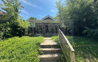 5435 Lydia Ave, Kansas City, MO 64110 :: Rent: $1270 :: Deposit: $1270 :: 2 Bedroom :: 1 Full bathroom
