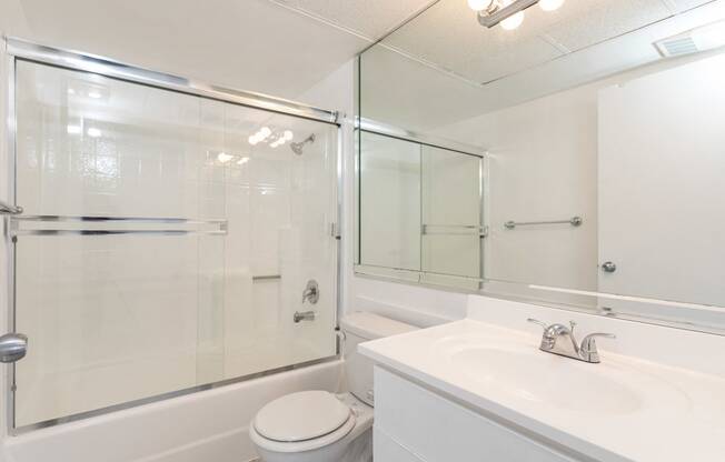 Bathroom with Bathtub/Shower